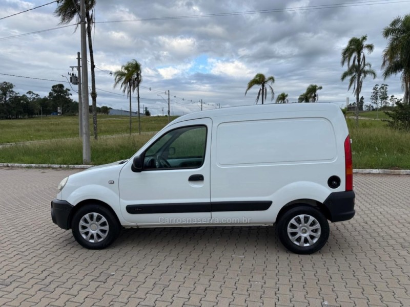 KANGOO 1.6 EXPRESS 16V FLEX 3P MANUAL - 2010 - IVOTI