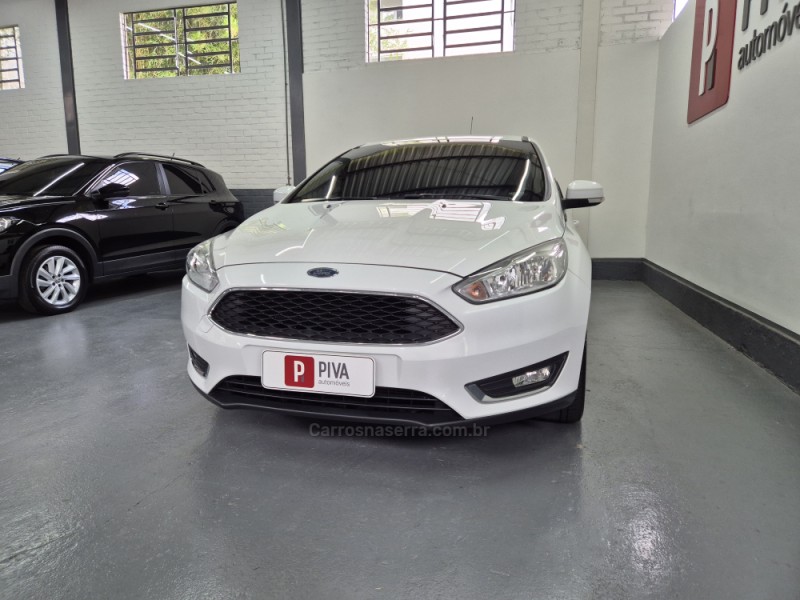 FOCUS 1.6 SE 16V FLEX 4P MANUAL - 2018 - GARIBALDI