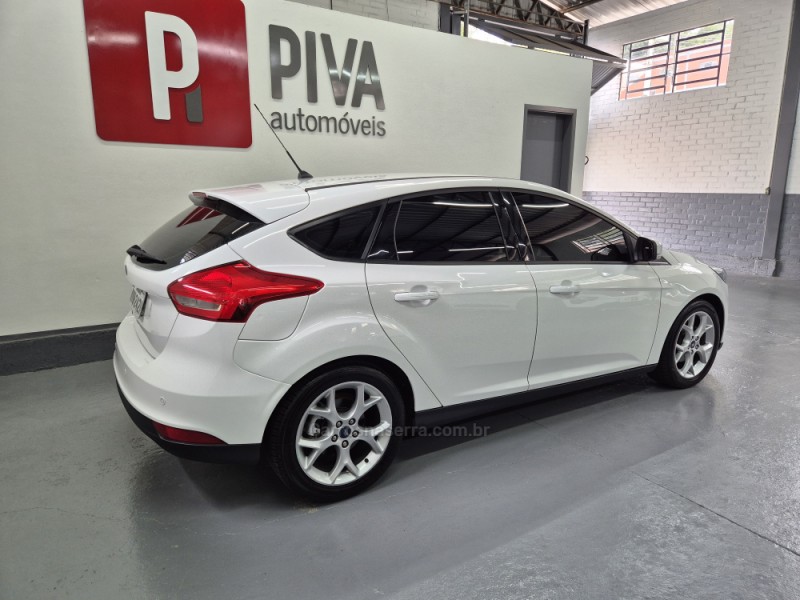 FOCUS 1.6 SE 16V FLEX 4P MANUAL - 2018 - GARIBALDI