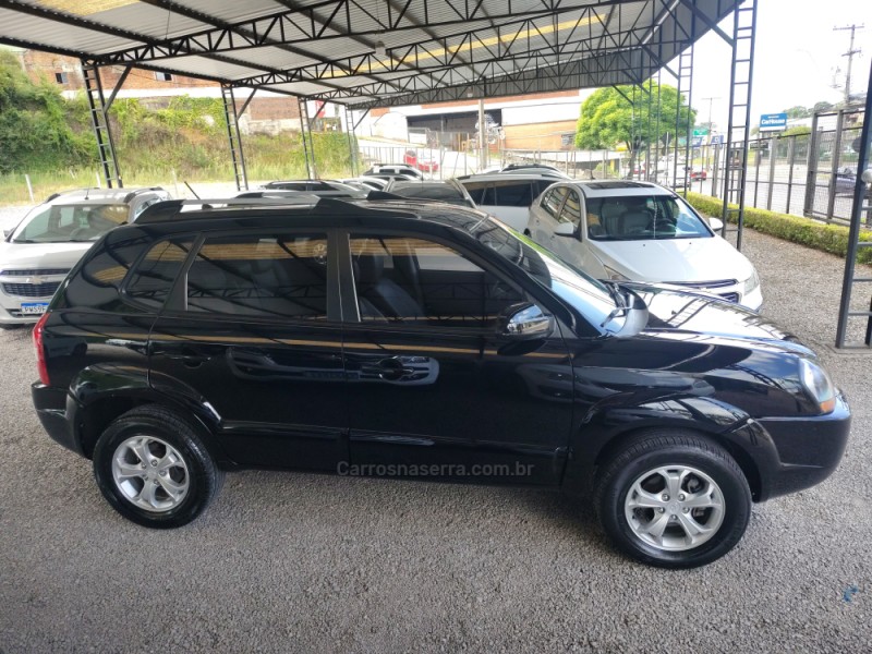 TUCSON 2.0 MPFI GLS 16V 143CV 2WD GASOLINA 4P AUTOMÁTICO - 2013 - CAXIAS DO SUL