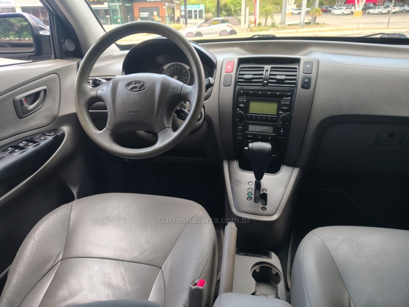 TUCSON 2.0 MPFI GLS 16V 143CV 2WD GASOLINA 4P AUTOMÁTICO - 2013 - CAXIAS DO SUL