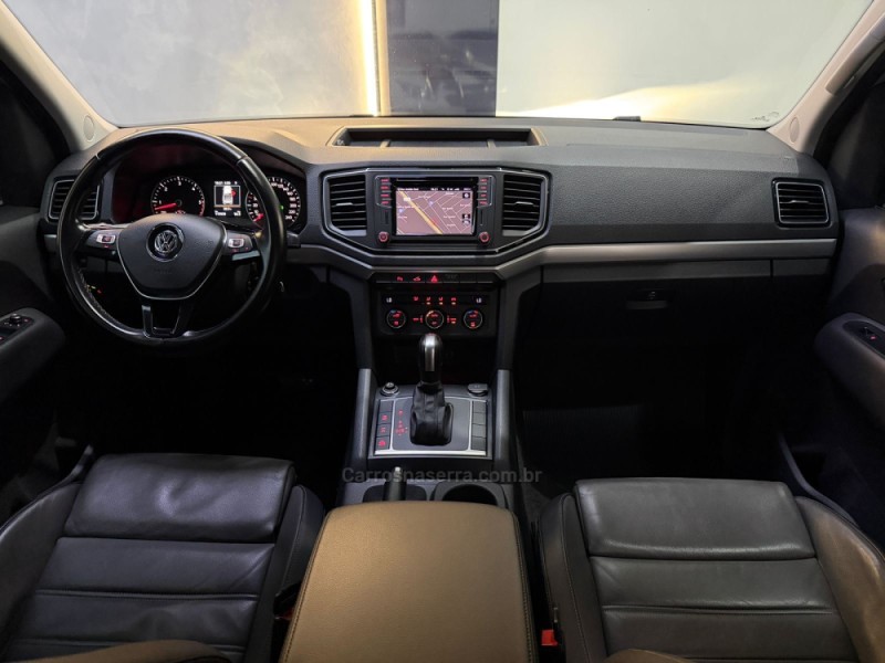 AMAROK 3.0 V6 TDI HIGHLINE CD DIESEL 4MOTION AUTOMÁTICO - 2020 - NOVO HAMBURGO