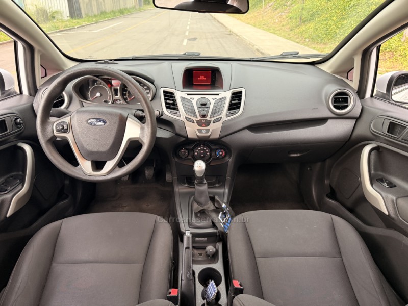 FIESTA 1.6 SE HATCH 16V FLEX 4P MANUAL - 2013 - CAXIAS DO SUL