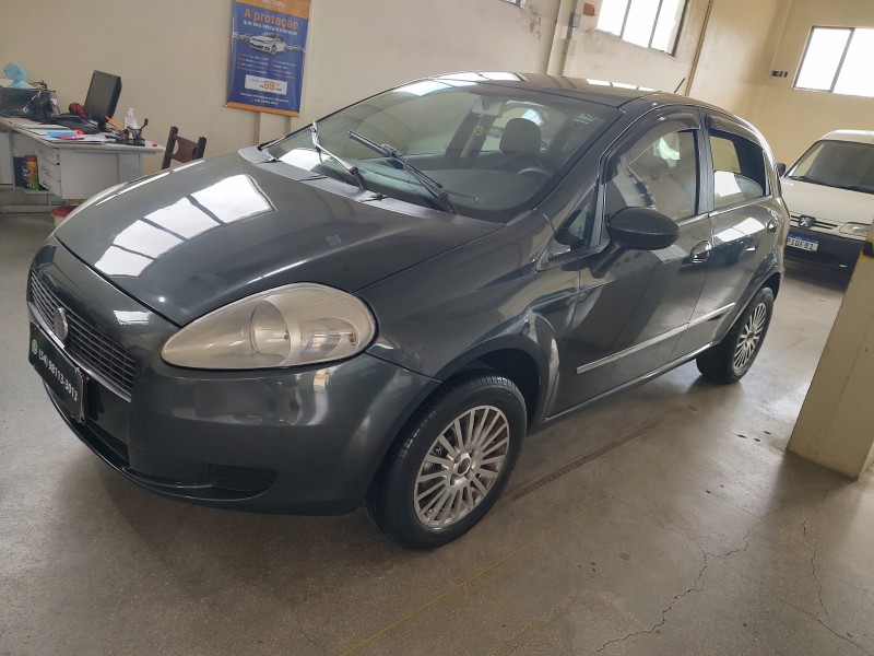 PUNTO 1.4 ATTRACTIVE 8V FLEX 4P MANUAL - 2011 - CAXIAS DO SUL
