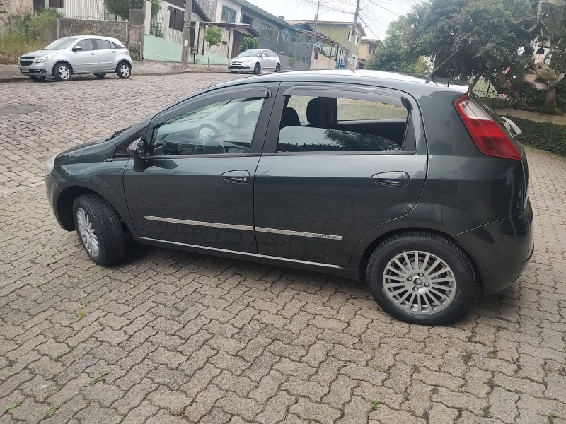 punto 1.4 attractive 8v flex 4p manual 2011 caxias do sul