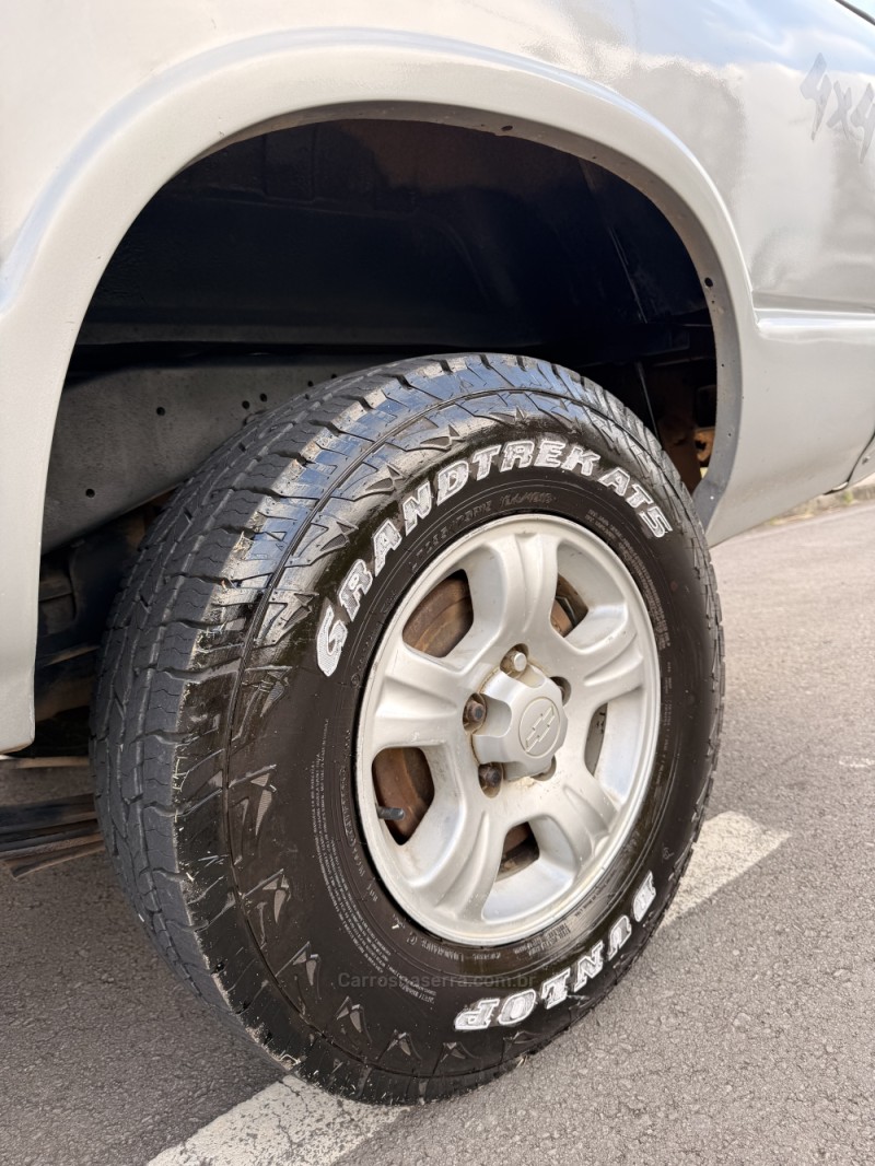 S10 2.5 DELUXE 4X4 CD 8V DIESEL 4P MANUAL - 1999 - CAXIAS DO SUL