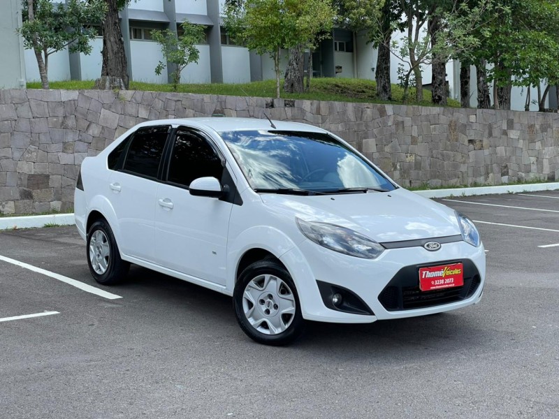 FIESTA 1.6 ROCAM SE SEDAN 8V FLEX 4P MANUAL - 2014 - CAXIAS DO SUL