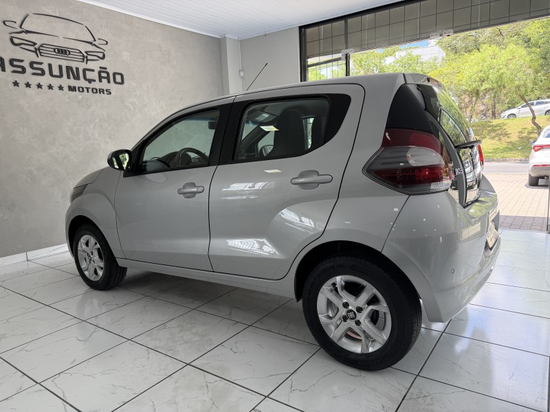 MOBI 1.0 8V EVO FLEX LIKE. ON MANUAL - 2017 - CAXIAS DO SUL