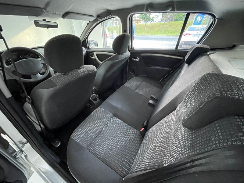 SANDERO 1.0 EXPRESSION 16V FLEX 4P MANUAL - 2011 - CAXIAS DO SUL