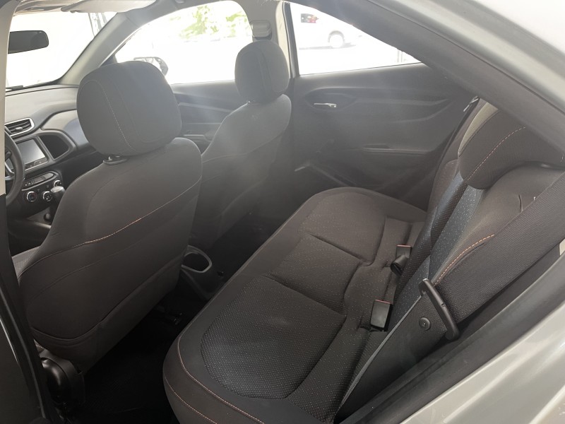 ONIX 1.4 MPFI LT 8V FLEX 4P MANUAL - 2013 - CAXIAS DO SUL