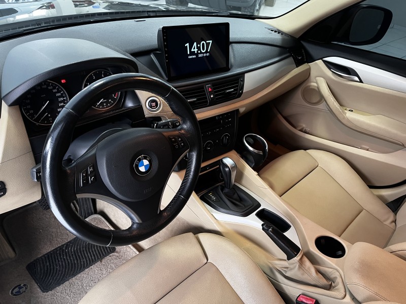 118I 2.0 TOP HATCH 16V GASOLINA 4P AUTOMÁTICO - 2012 - CAXIAS DO SUL