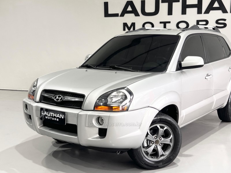 TUCSON 2.0 MPFI GLS BASE 16V 143CV 2WD GASOLINA 4P AUTOMÁTICO - 2010 - NOVO HAMBURGO