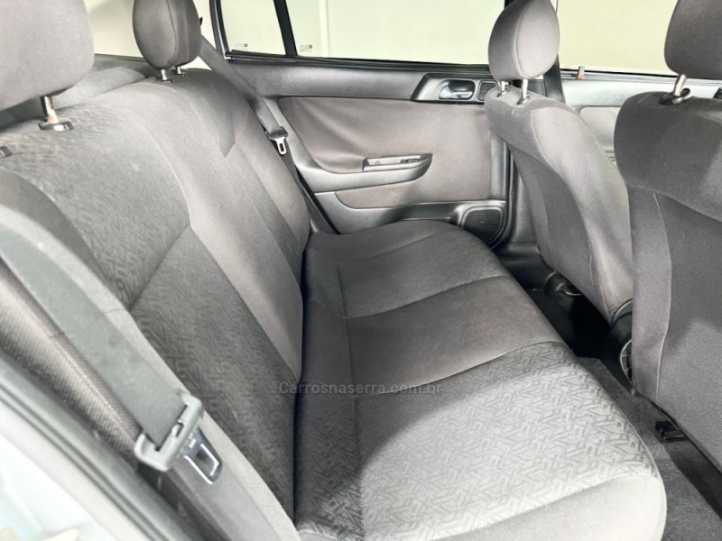 ASTRA 2.0 MPFI ADVANTAGE 8V FLEX 4P MANUAL - 2010 - NOVO HAMBURGO