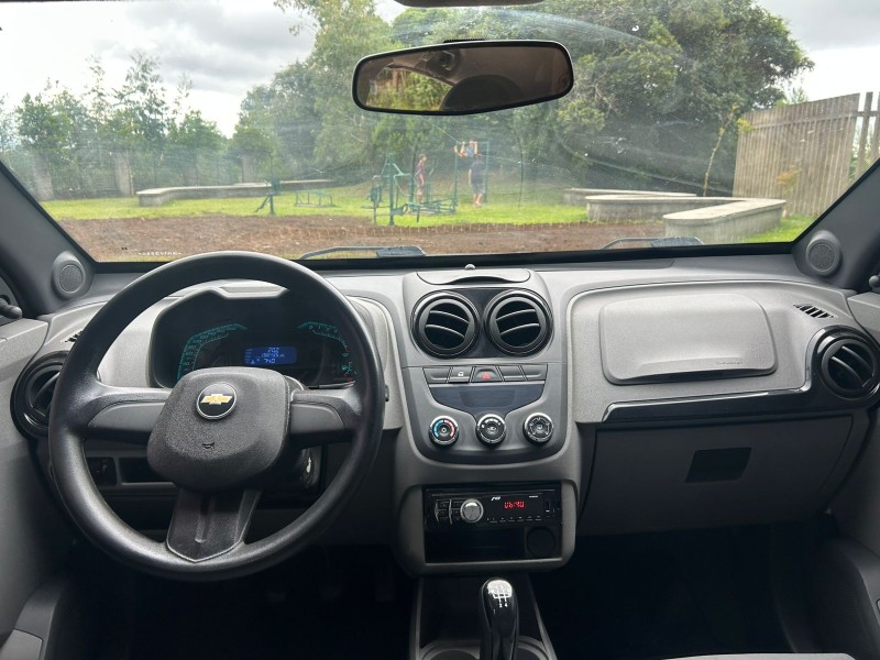 AGILE 1.4 MPFI LT 8V FLEX 4P MANUAL - 2011 - CANELA