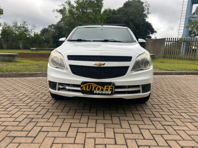 AGILE 1.4 MPFI LT 8V FLEX 4P MANUAL - 2011 - CANELA