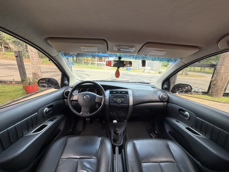 LIVINA 1.8 SL X-GEAR 16V FLEX 4P AUTOMÁTICO - 2011 - CAXIAS DO SUL