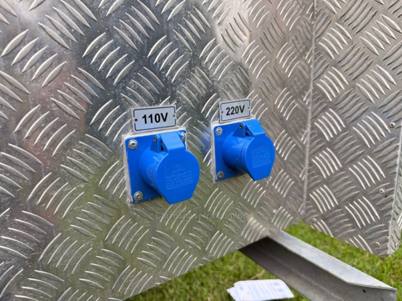 VITORIA TRAILER 1E  - 2025 - CANELA