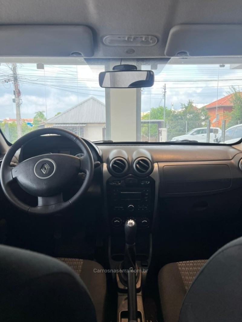 SANDERO 1.6 EXPRESSION 16V FLEX 4P MANUAL - 2013 - CAXIAS DO SUL