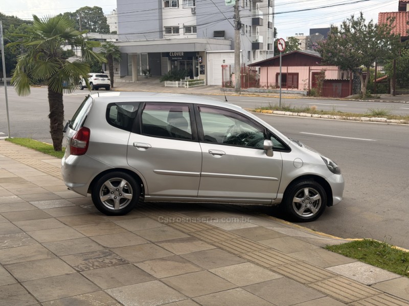 FIT 1.4 LX 8V FLEX 4P MANUAL - 2007 - FARROUPILHA