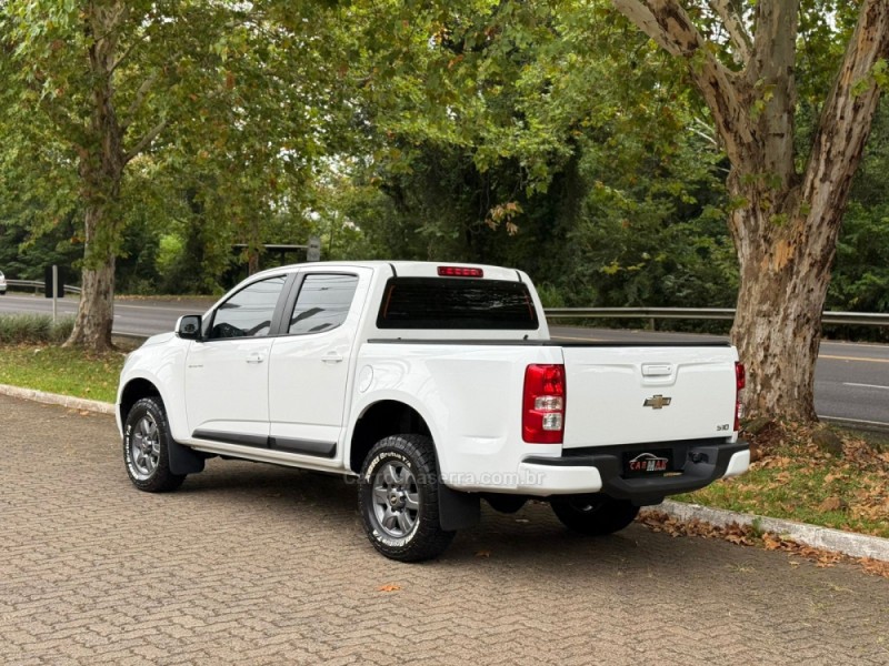 S10 2.4 ADVANTAGE 4X2 CD 8V FLEX 4P MANUAL - 2016 - DOIS IRMãOS