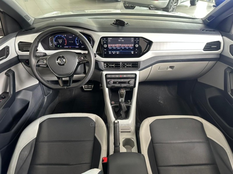 T-CROSS 1.4 HIGHLINE TSI 16V FLEX 4P AUTOMÁTICO - 2020 - NOVO HAMBURGO