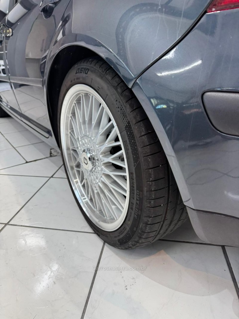 GOLF 1.6 SR GASOLINA 4P MANUAL - 2001 - CAXIAS DO SUL