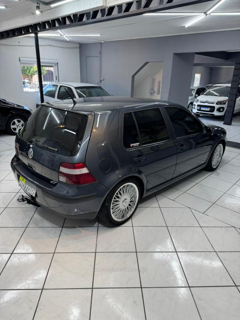 GOLF 1.6 SR GASOLINA 4P MANUAL - 2001 - CAXIAS DO SUL