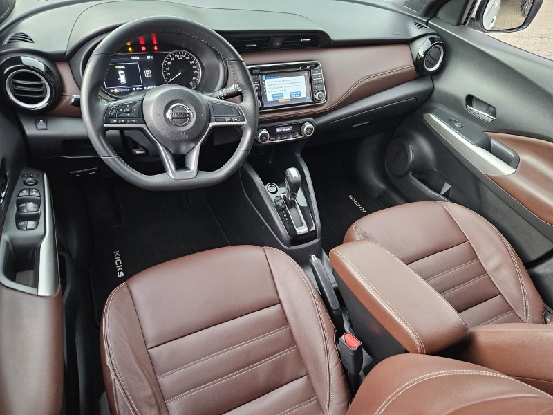 KICKS 1.6 16V FLEX SL PACK TECH 4P XTRONIC - 2017 - CAXIAS DO SUL