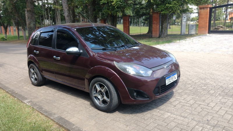 FIESTA 1.6 MPI CLASS HATCH 8V FLEX 4P MANUAL - 2011 - CAXIAS DO SUL