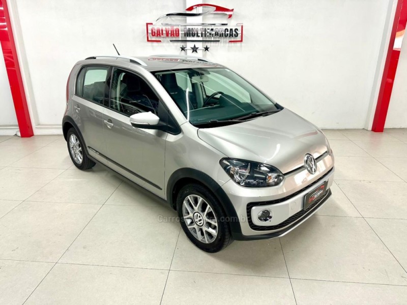 UP 1.0 CROSS T.FLEX 12V 4P MANUAL - 2015 - CAXIAS DO SUL