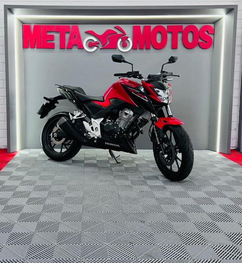 CB 300F TWISTER  - 2024 - CAMPO BOM