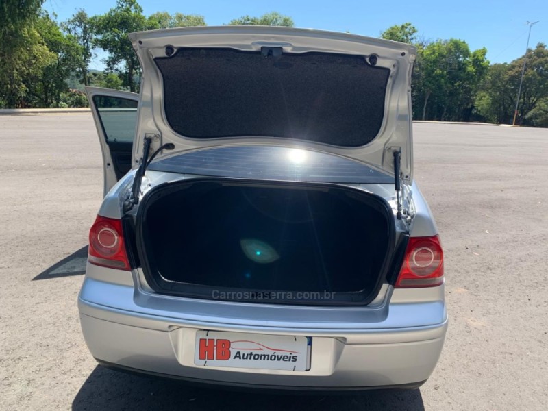 BORA 2.0 MI 8V GASOLINA 4P AUTOMÁTICO - 2008 - NOVA PETRóPOLIS