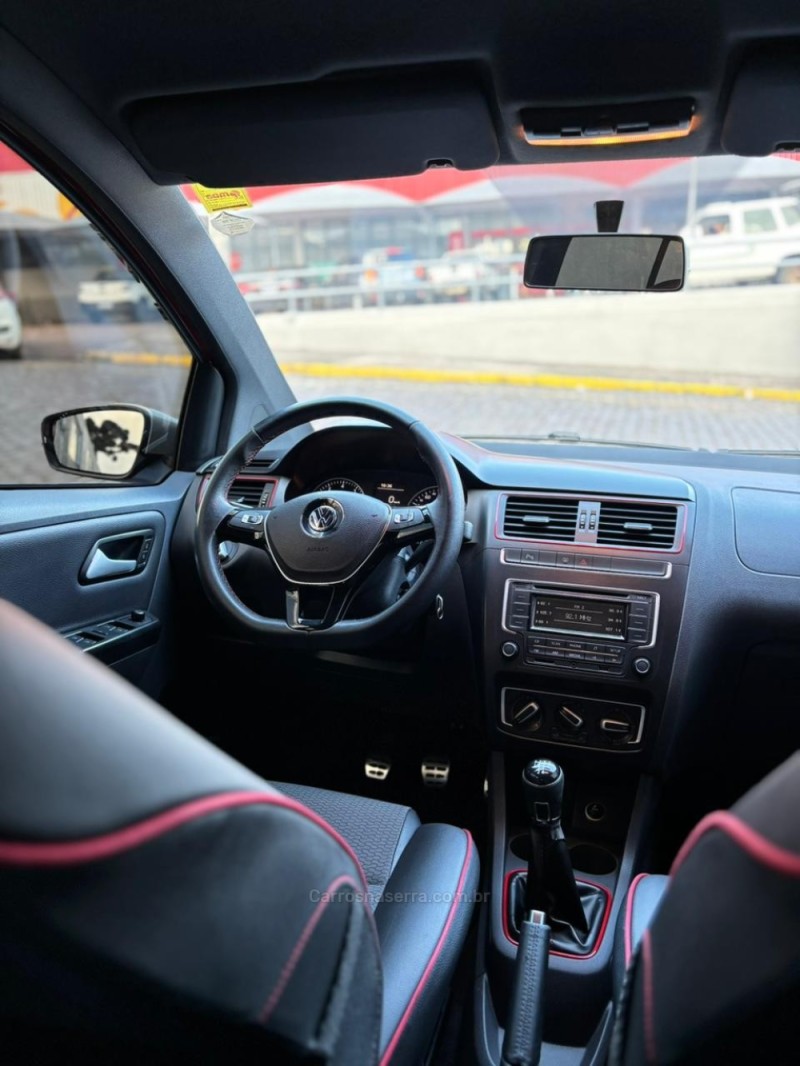 FOX 1.6 MI ROCK IN RIO 8V FLEX 4P MANUAL - 2016 - SãO FRANCISCO DE PAULA