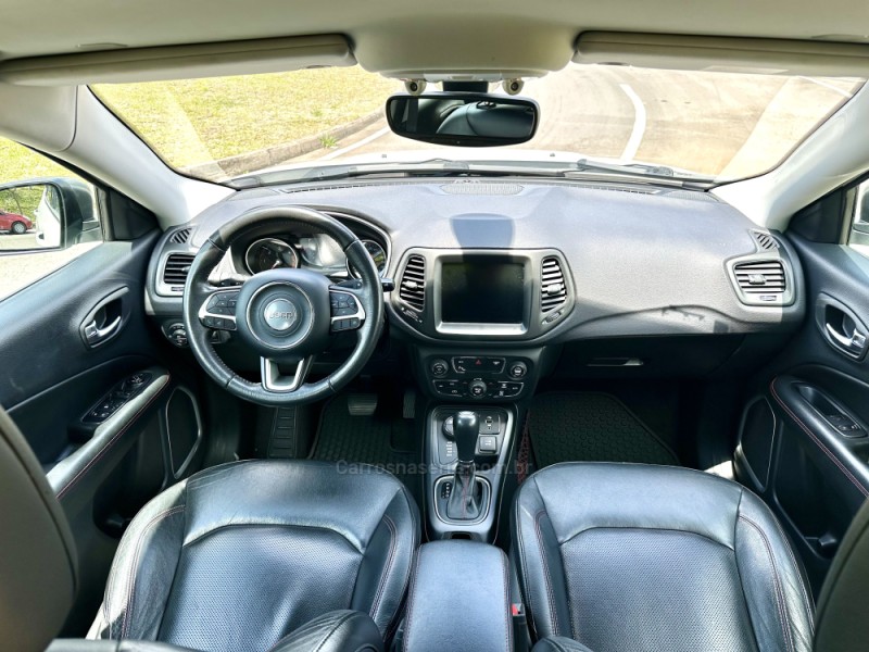 COMPASS 2.0 16V DIESEL TRAILHAWK 4X4 AUTOMÁTICO - 2018 - CAXIAS DO SUL