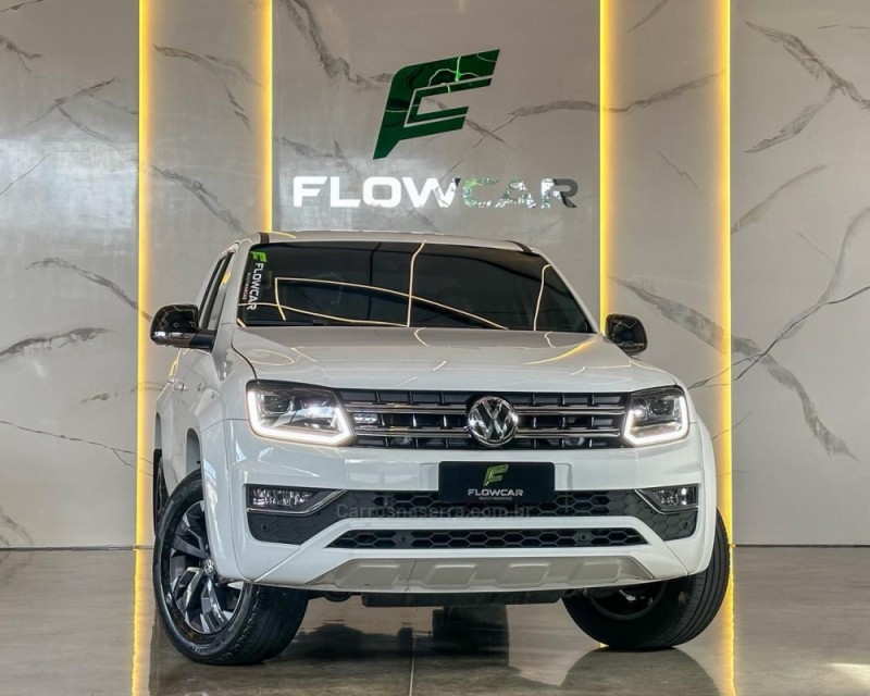 AMAROK 3.0 V6 TDI HIGHLINE CD DIESEL 4MOTION AUTOMÁTICO - 2024 - GARIBALDI