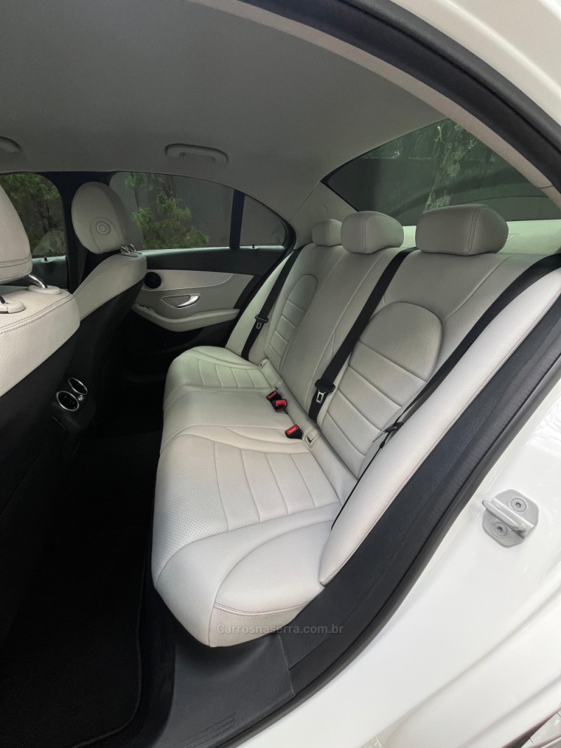 C 180 1.6 CGI AVANTGARDE 16V TURBO GASOLINA 4P AUTOMÁTICO - 2015 - ERECHIM