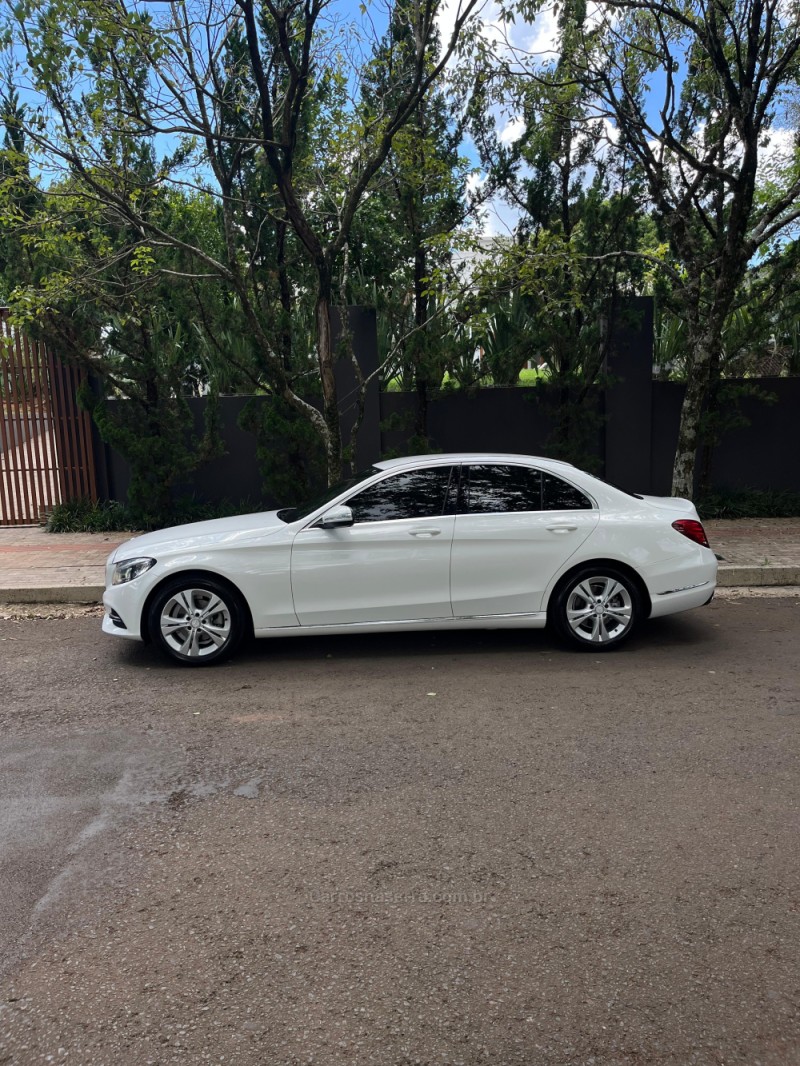 C 180 1.6 CGI AVANTGARDE 16V TURBO GASOLINA 4P AUTOMÁTICO - 2015 - ERECHIM