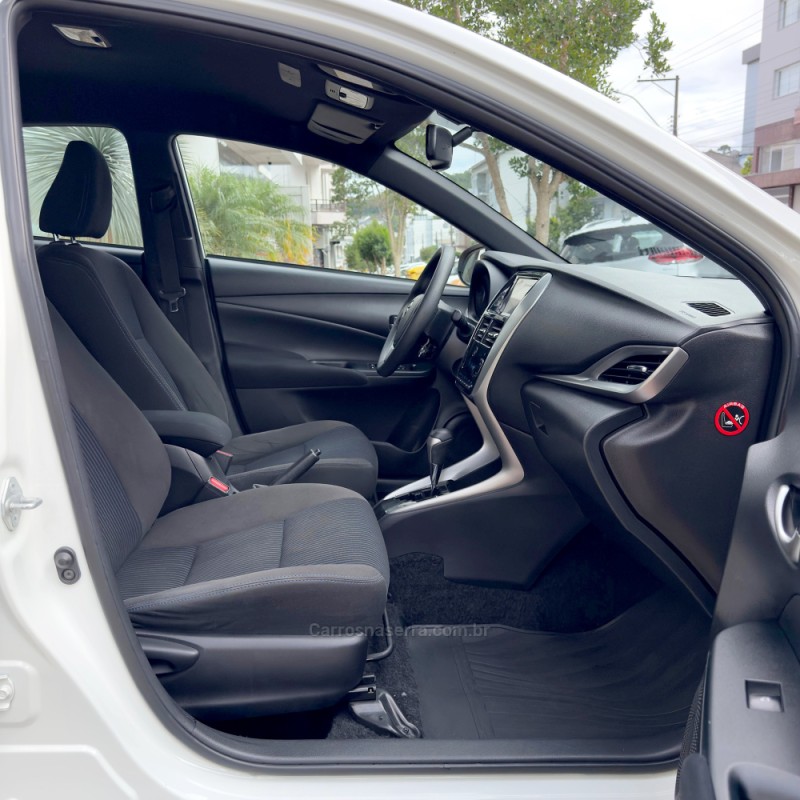 YARIS 1.3 16V FLEX XL PLUS TECH MULTIDRIVE17 - 2019 - FLORES DA CUNHA