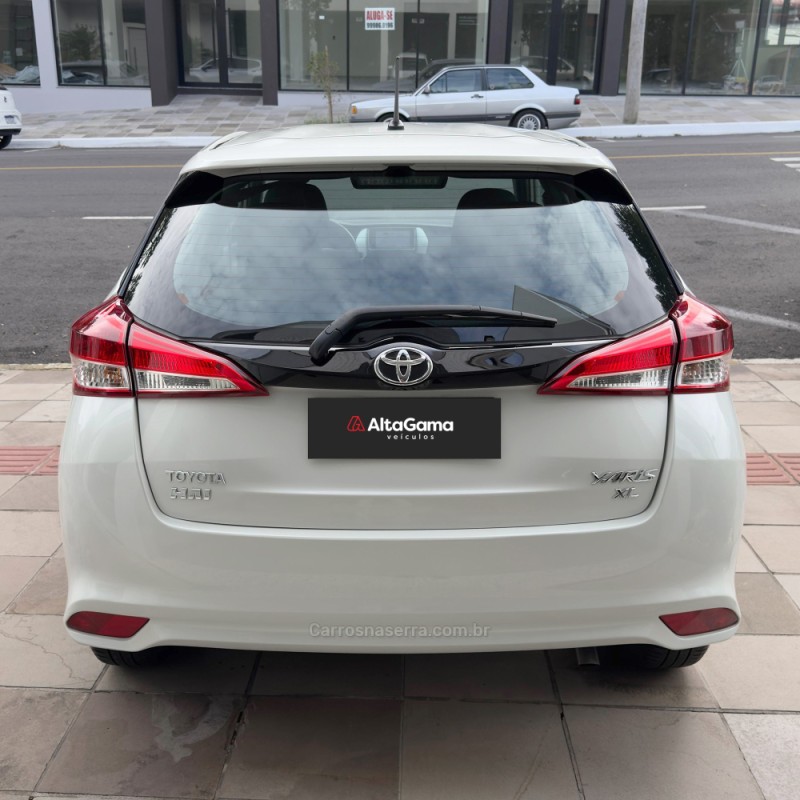 YARIS 1.3 16V FLEX XL PLUS TECH MULTIDRIVE17 - 2019 - FLORES DA CUNHA