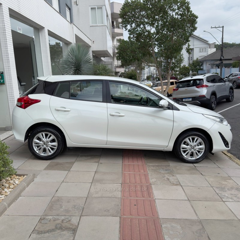 YARIS 1.3 16V FLEX XL PLUS TECH MULTIDRIVE17 - 2019 - FLORES DA CUNHA