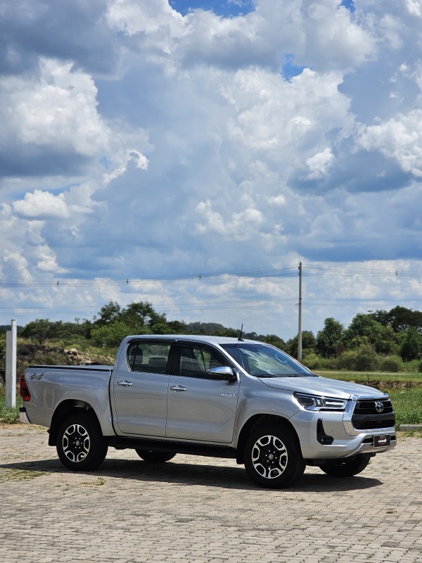 HILUX 2.8 SRX 4X4 CD 16V DIESEL 4P AUTOMÁTICO - 2023 - ANTôNIO PRADO