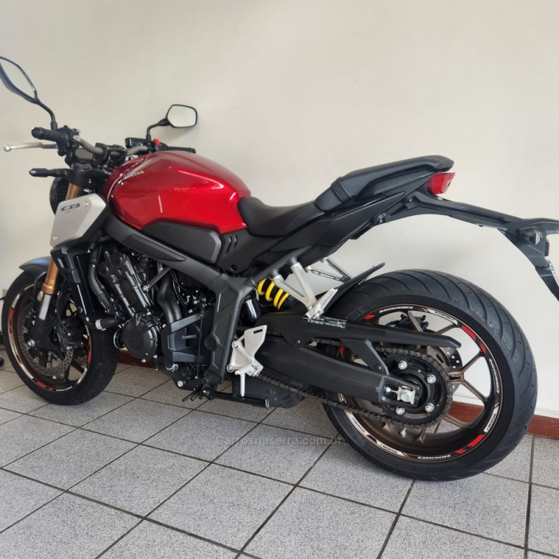 CB 650R  - 2020 - FARROUPILHA