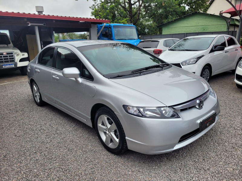 CIVIC 1.8 LXS 16V FLEX 4P MANUAL - 2008 - CARLOS BARBOSA