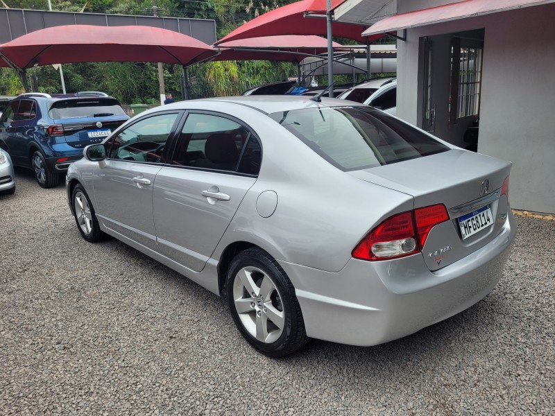 CIVIC 1.8 LXS 16V FLEX 4P MANUAL - 2008 - CARLOS BARBOSA