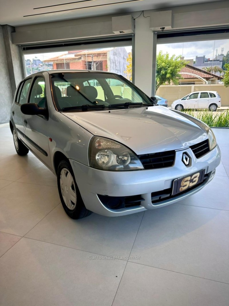 CLIO 1.0 AUTHENTIQUE 8V GASOLINA 4P MANUAL - 2006 - CAXIAS DO SUL