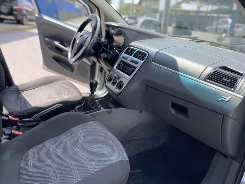 PUNTO 1.4 ATTRACTIVE 8V FLEX 4P MANUAL - 2012 - CAXIAS DO SUL