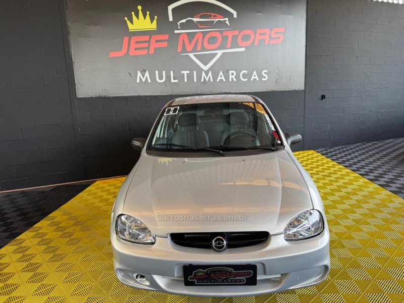 CORSA 1.0 MPFI CLASSIC SEDAN 8V GASOLINA 4P MANUAL - 2000 - CAXIAS DO SUL