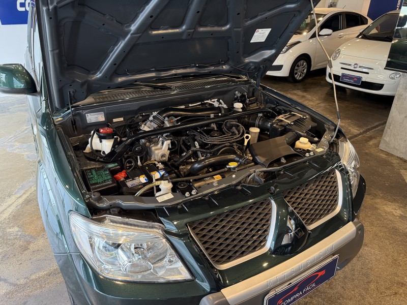 PAJERO TR4 2.0 O NEILL 4X4 16V 140CV FLEX 4P AUTOMÁTICO - 2015 - BENTO GONçALVES