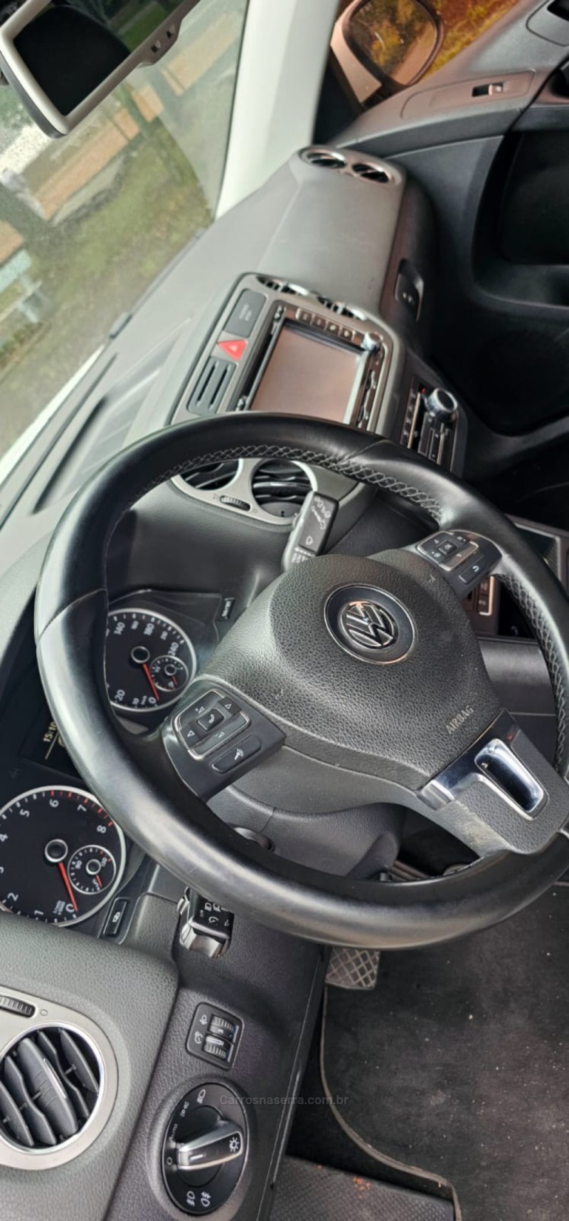 TIGUAN 2.0 TSI 16V TURBO GASOLINA 4P TIPTRONIC - 2011 - IVOTI