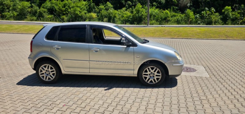 POLO 1.6 MI 8V E-FLEX 4P MANUAL - 2005 - IVOTI